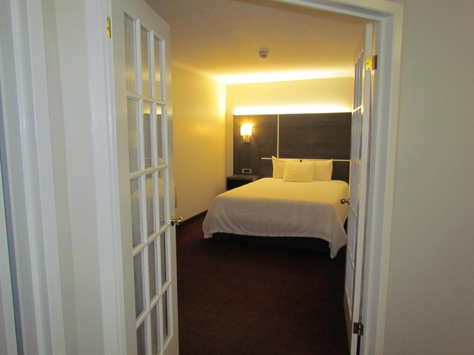 Rodeway Inn King William Huntsville Kültér fotó